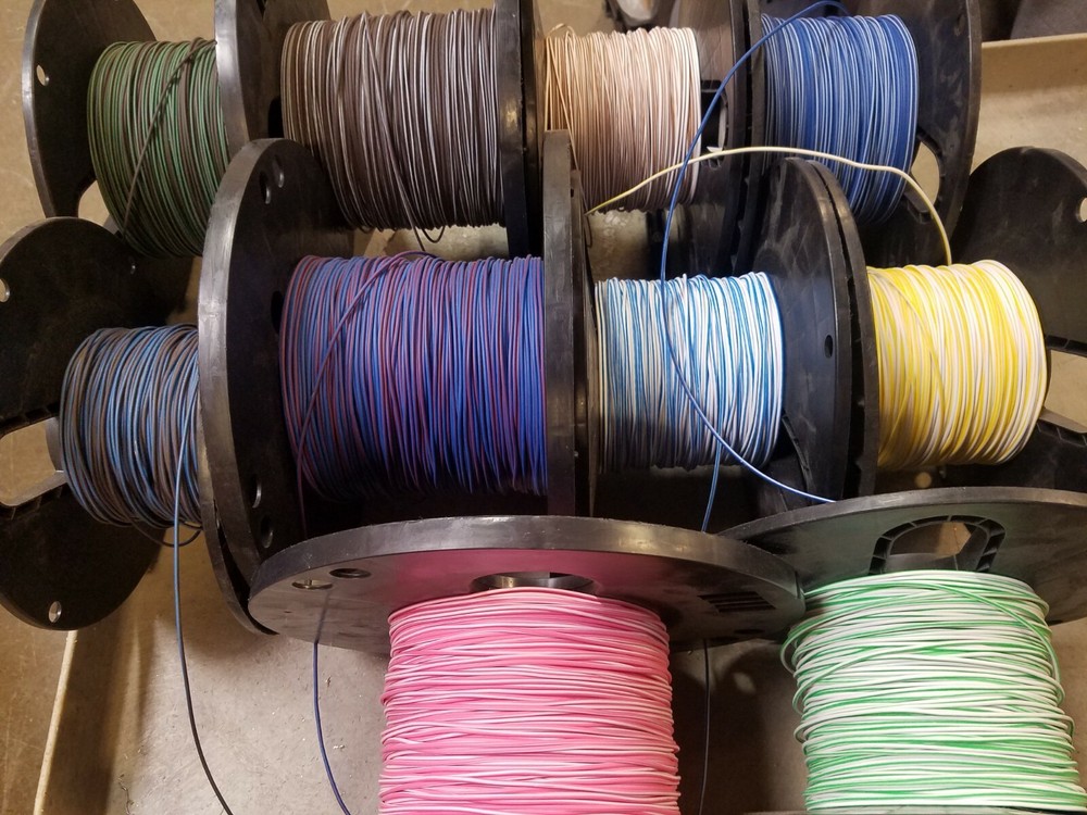 18 AWG TXL HIGH TEMP AUTOMOTIVE POWER WIRE 7 STRIPE COLORS 10 FT EA PARA