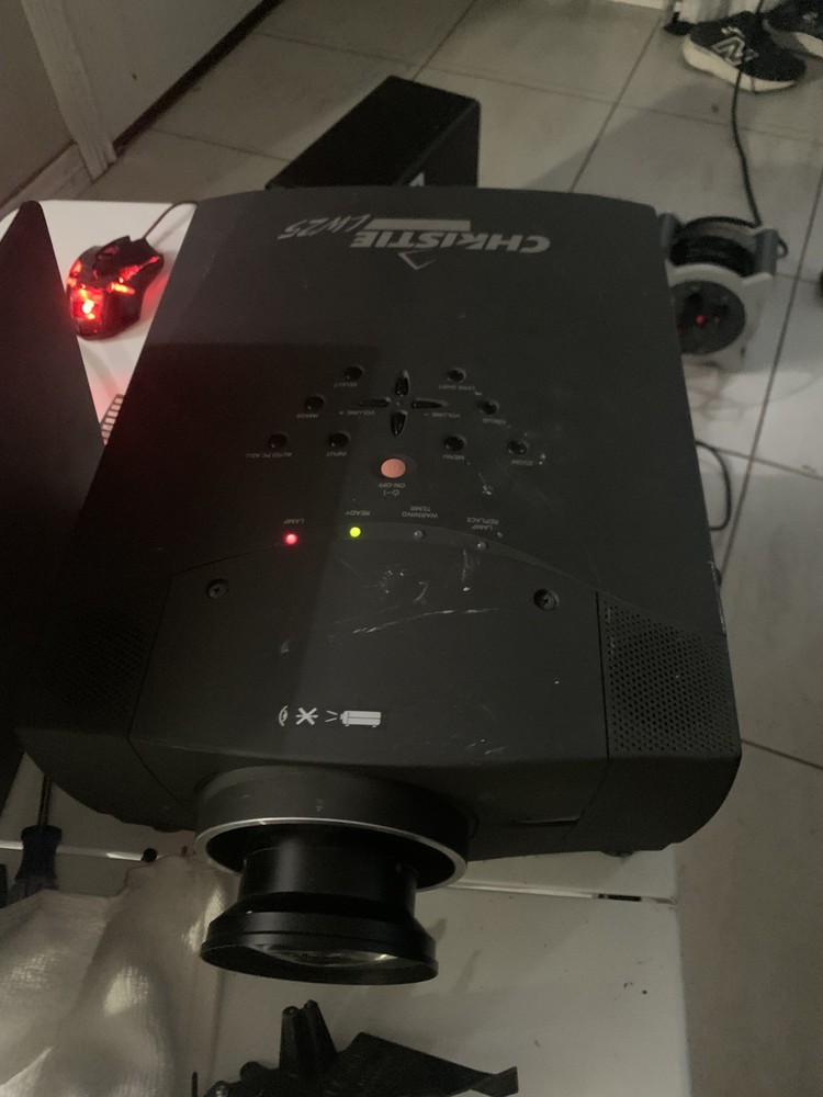 Christie LW25A LCD Wide-screen High Performance Projector With Punch