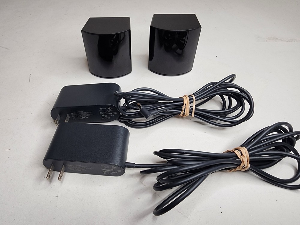 Pair of Valve Index Steam Base Stations 2.0 Lighthouse HTC Vive