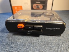 Gracioso CR-311 Cassette Player Headphones Internal Battery C-Charger Bluetooth