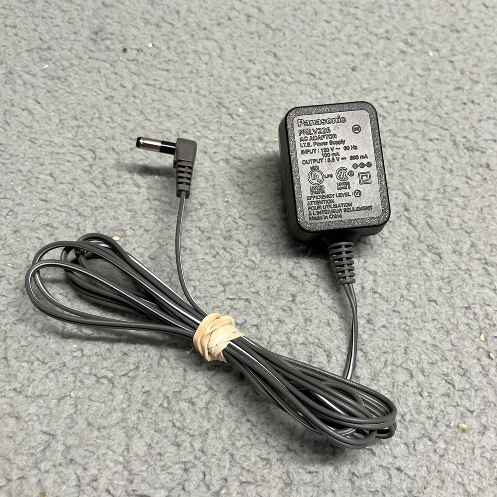 Panasonic PNLV226 AC Power Supply 5.5V 500mA
