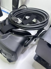 Valve Index PC VR Headset Full Kit w/ 1.0 Base Stations & 1.0 Vive Controllers
