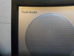 VINTAGE TIVOLI AUDIO WOODGRAIN TABLE TOP AM/FM RADIO 2000’S