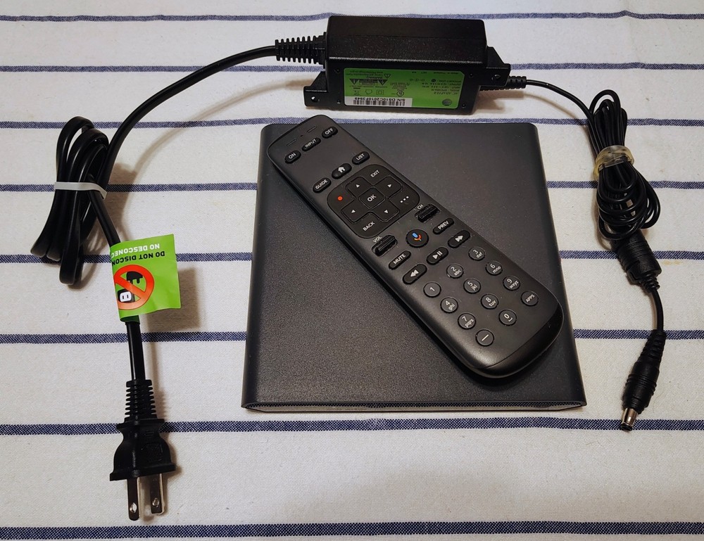 AT&T DirecTV Stream Osprey C71KW-400 Streaming Player
