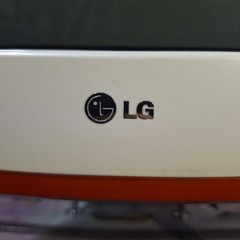 Retro TV LG 14 CRT EDITON TV + REMOTE CONTROL – VERY RARE! BOXED