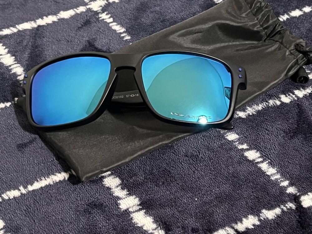 OAKLEY Holbrook MENS SUNGLASSES polarized BLUE/BLACK * new not box