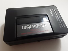 🔥 Sony Walkman WM-F2015 Cassette Tape Player Radio AM FM Retro Restored !!