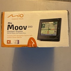Mio Moov 200 GPS United States Portable GPS Navigation With Spoken Streets/Used