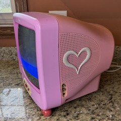 Disney Princess Pink TV 13” P1310ATV with Universal Remote – TESTED