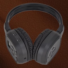 Stereo Foldable Receiver Over-Ear Headphone uses 2 AAA batteries (Not included)