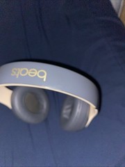 Beats Studio 3 Wireless Bluetooth Headphones Black and Gold