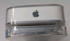 iPod Touch – 32GB – OEM Clear Plastic Box ONLY – 2013 Apple Factory -A1421