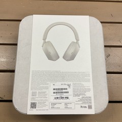 Sony WH-1000XM5 (Silver) Noise Cancelling Headphones – Brand New (Sealed)