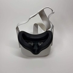 Meta Quest 2 64GB Standalone All-in-One VR Headset KW49CM