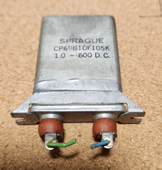Sprague Capacitor / 1.0 MFD 600 VDC / CP69B1DF105K FROM Military Fathometer