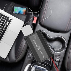Maxboost 300W Power Inverter Dual 110V AC Outlet and 2.4A/24W USB Car Charger
