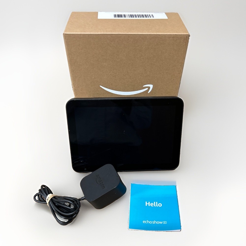 Amazon Echo Show 8 Alexa Charcoal Smart Speaker/reconditioned