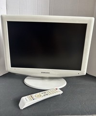 Samsung 19″ White TV HD Gaming Monitor TESTED Model LN-T1954H w/ REMOTE WORKS
