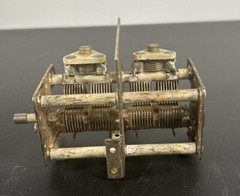 Radio Condenser Co. N/A Variable capacitor, dual 2-gang. Tuning.