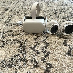 Meta Quest 2 VR Headset 512 GB White w/ Controllers, USB-C, 90Hz, 96° FOV