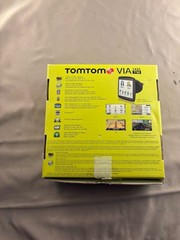 TomTom VIA 1435TM Car GPS System USA/Canada/Mexico LIFETIME MAPS & TRAFFIC