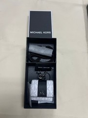 Michael Kors Men Women’s Airpod Case Unisex White with Lanyard Comes With Box MK