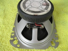 Working Clarion SRC4694 single speaker, 4 x 6 inches – See pictures