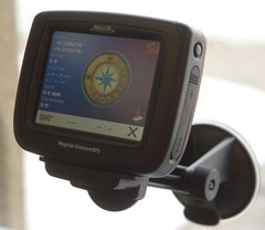 Magellan Crossover GPS 3.5″ LCD Touch Screen Topo Continental United States -A-