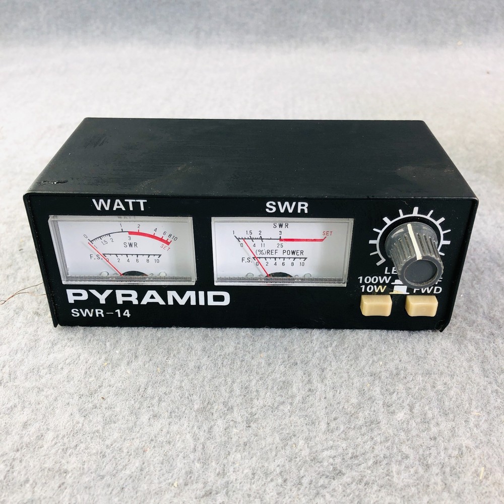 PYRAMID SWR-14 GOLD SERIES SWR AND POWER FIELD STRENGTH METER 10/100 WATT