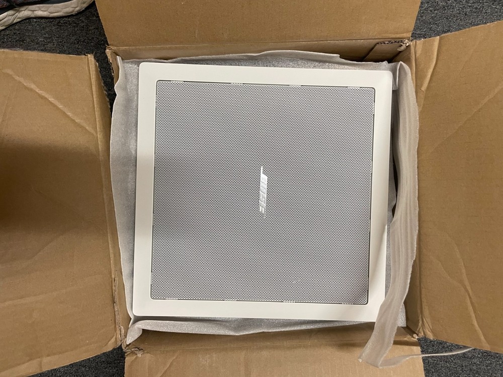 Bose Feespace DSLDSPKR square grill for DS40F ceiling speaker white GRILL only