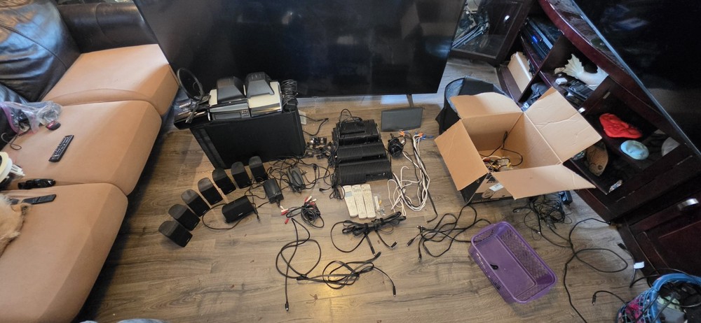 Bose Lifestyles Equipment And Speakers