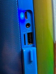Billboard BB3765 Bluetooth Speaker LED Disco Light Blue Open Box Tested IPX4