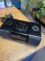 iHome iP9 Black iPod Speaker Dock Dual Alarm Clock Radio AC Adapter Included.