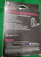 Sandisk 4GB New in Factory Sealed Package Sansa Clip Zip MP3 Player