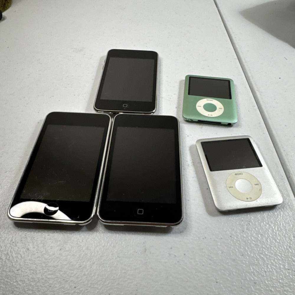 Apple iPod Lot Of 5 – 2x 32GB, 2x 8GB & 1. 4 GB – No Cords. SOLD AS IS