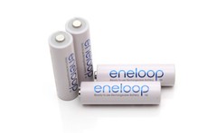Panasonic Eneloop AA 4 up to 2000mAh NiMH Rechargeable Batteries USA SELLER