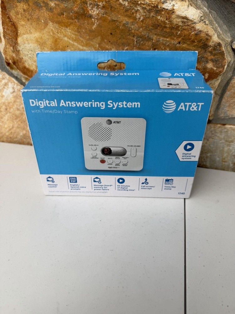 AT&T 1740 Digital Answering System With Time and Day Stamp – White