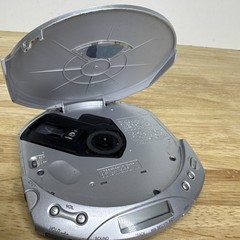 Sony Walkman D-E220 ESPMAX Portable CD Player Silver/Gray