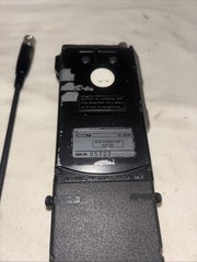 Icom IC-32AT Dual Band HT VHF UHF FM Amateur Radio Transceiver Works Well