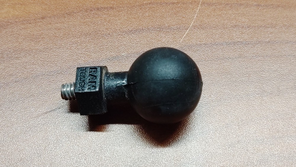 USED RAP-B-379U-252025 Ram 1″ Tough-Ball™ with 1/4″-20 X .25″ Male Threaded Post