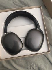 Apple AirPods Max Wireless Noise Cancelling Headphones Black Adjustable Headband