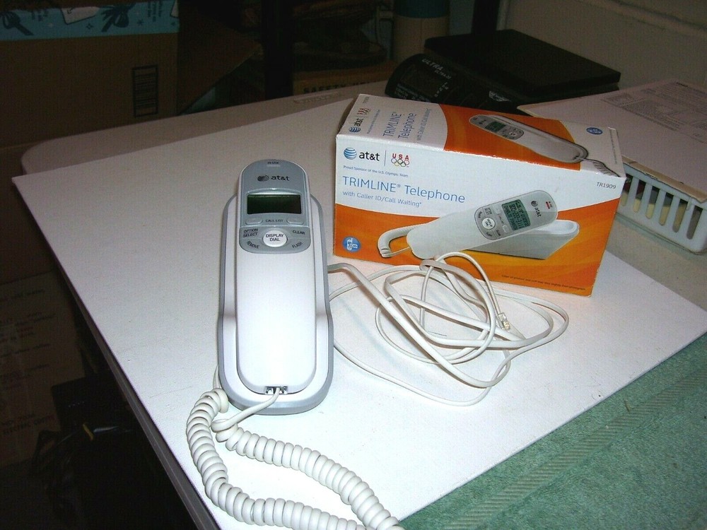 AT&T Trimline Corded Phone with Caller ID Digital Display TR1909 – White-unused