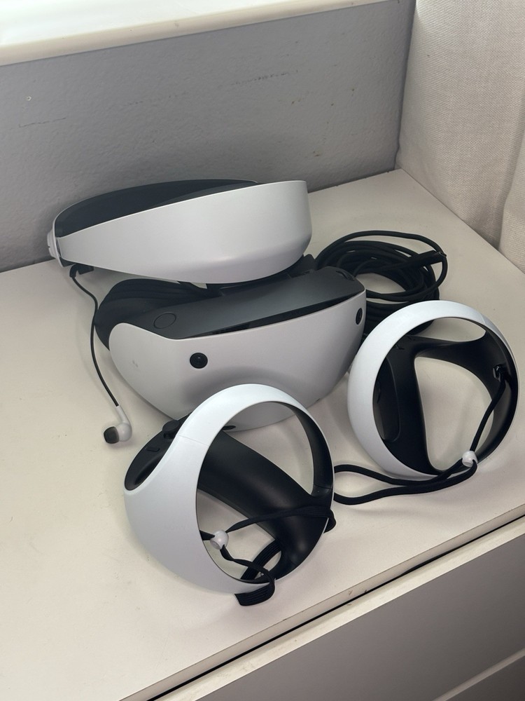 Sony PlayStation VR2 PSVR2 Headset w/ Both Sense Controllers – Tested Working