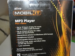 New Ativa Mobil It MP3 Player + video FM radio compatible XP & Vista 2 GB