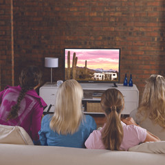 Emerson 24″ Class Widescreen AC/DC 12V HD LED Television with DVD Player