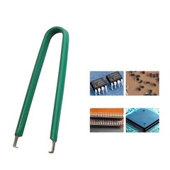 Automotive Fuse Puller Tool – Essential Extractor for Car, Van & Mini Fuses