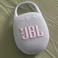 JBL CLIP 5 Bluetooth Speaker Wireless Portable Waterproof White CLIP5 (Used) #b