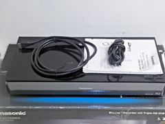Panasonic DMR-BST940 3D Blu-ray Recorder / 2TB HDD in original packaging,…