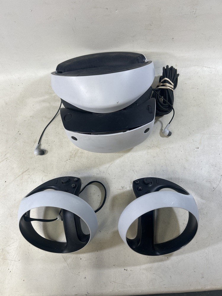 Sony PlayStation VR2 PSVR2 Headset + 2 Controllers CFI-ZVR1