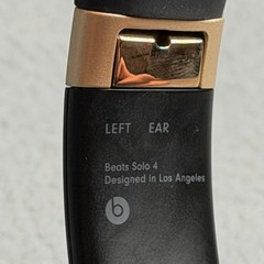 Beats Solo 4 Wireless On-Ear Headphones Matte Black Gold USB-C Case MUW33LL/A